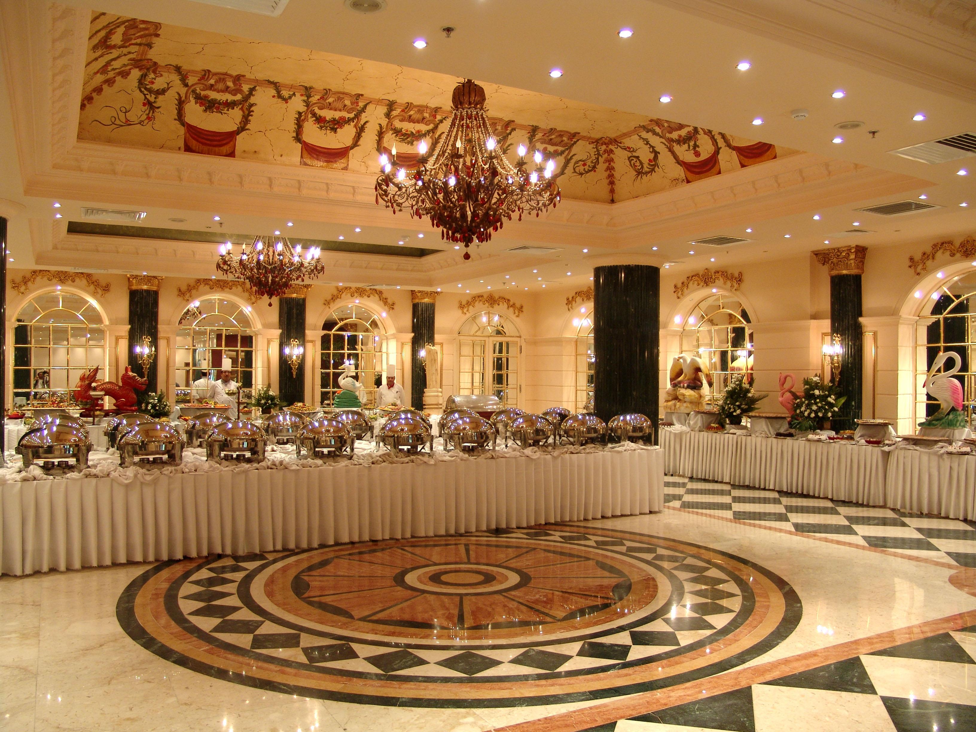 Pyramisa Suites Hotel Cairo Giza Luaran gambar The ballroom of the hotel