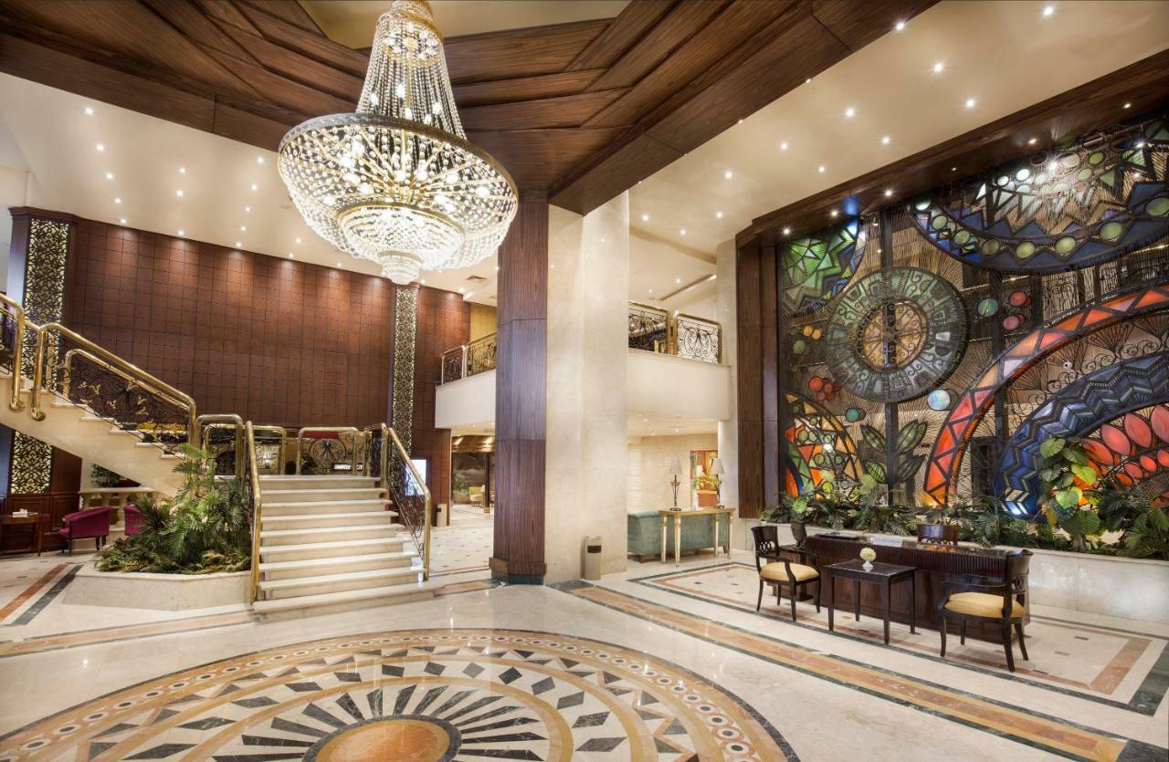 Pyramisa Suites Hotel Cairo Giza Luaran gambar The lobby of the hotel
